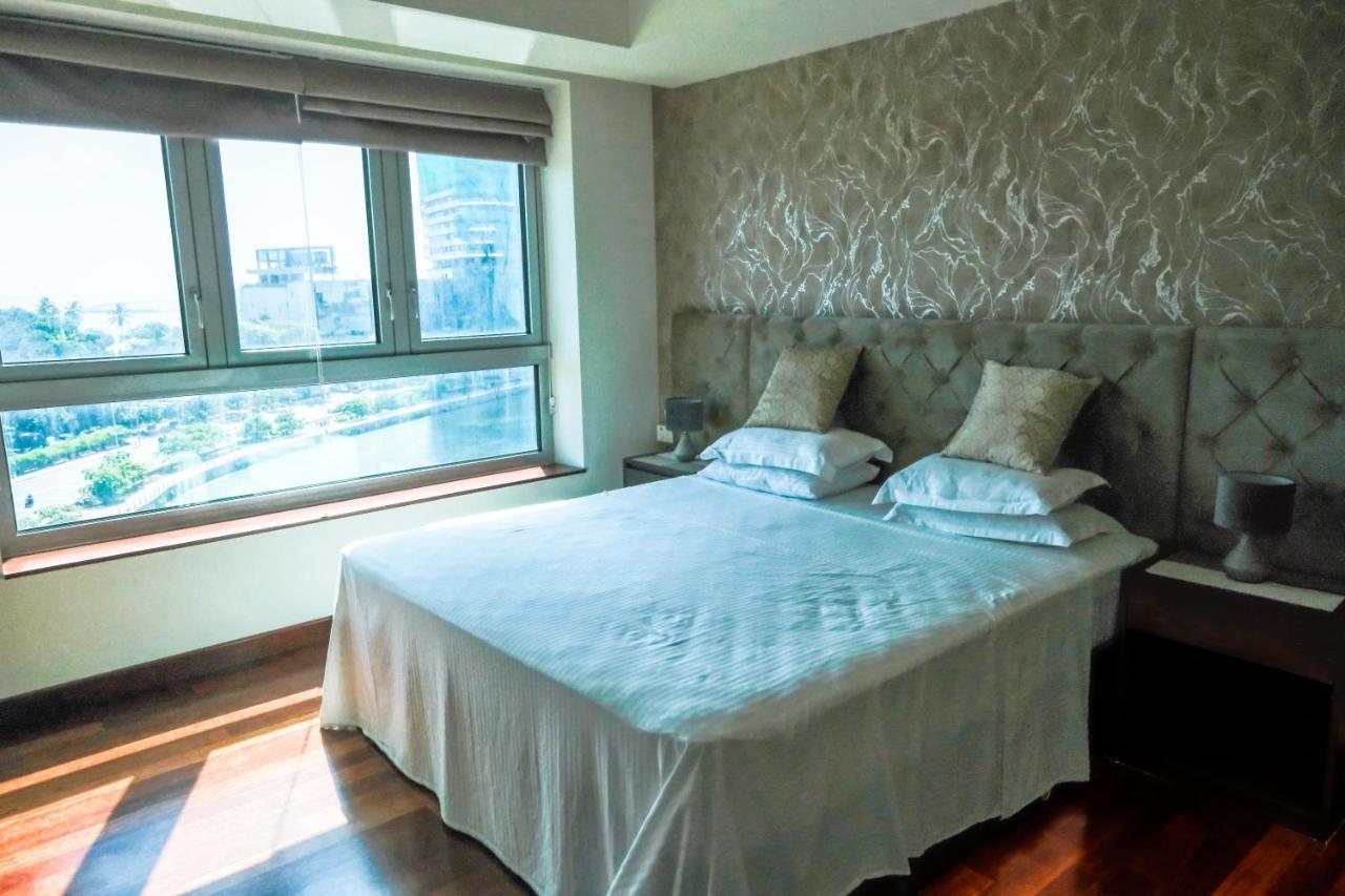 Brand New Water Front Luxury Cinnamon Suites Apartment In Heart Of Colombo City Exteriör bild