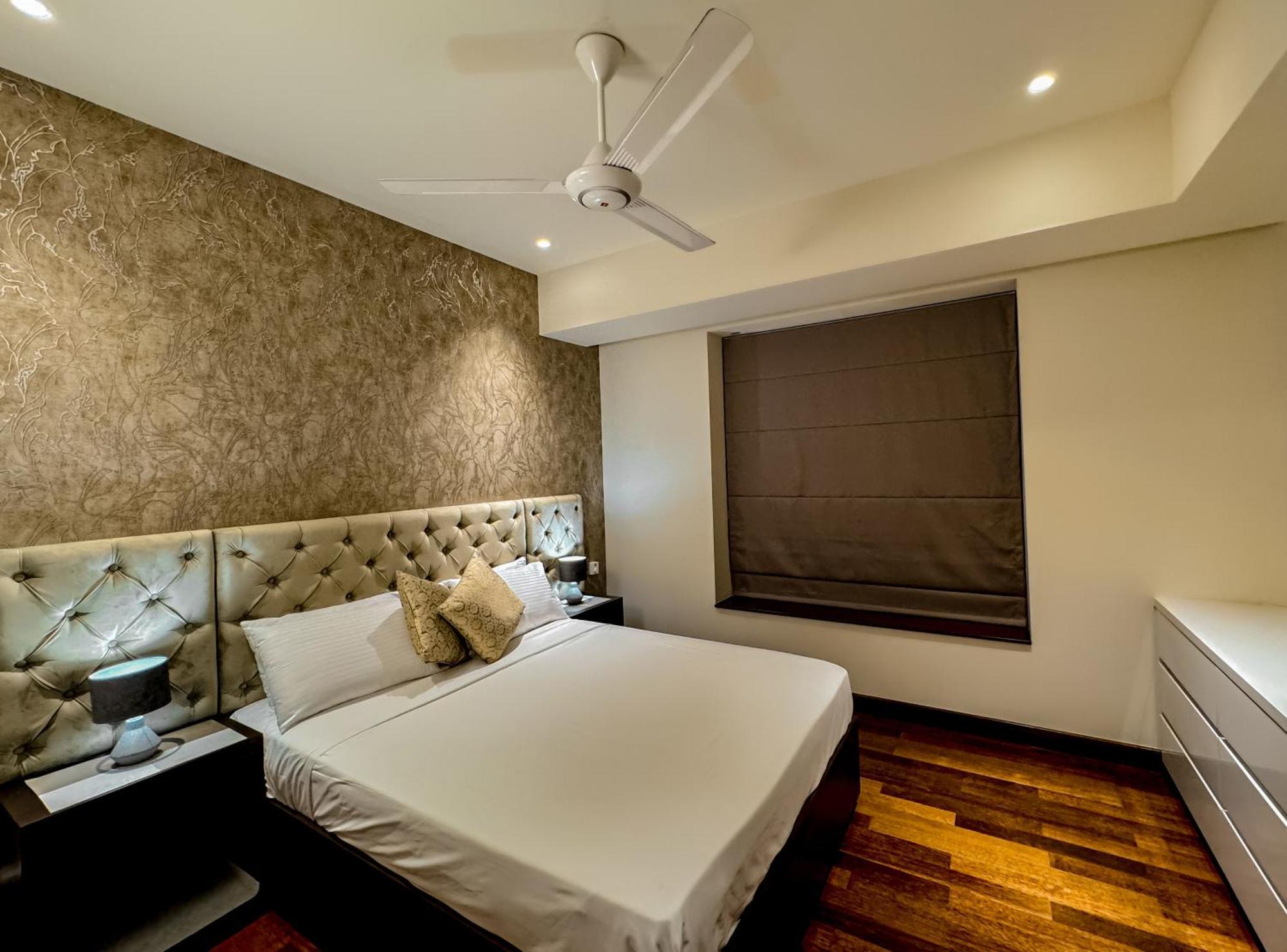 Brand New Water Front Luxury Cinnamon Suites Apartment In Heart Of Colombo City Exteriör bild