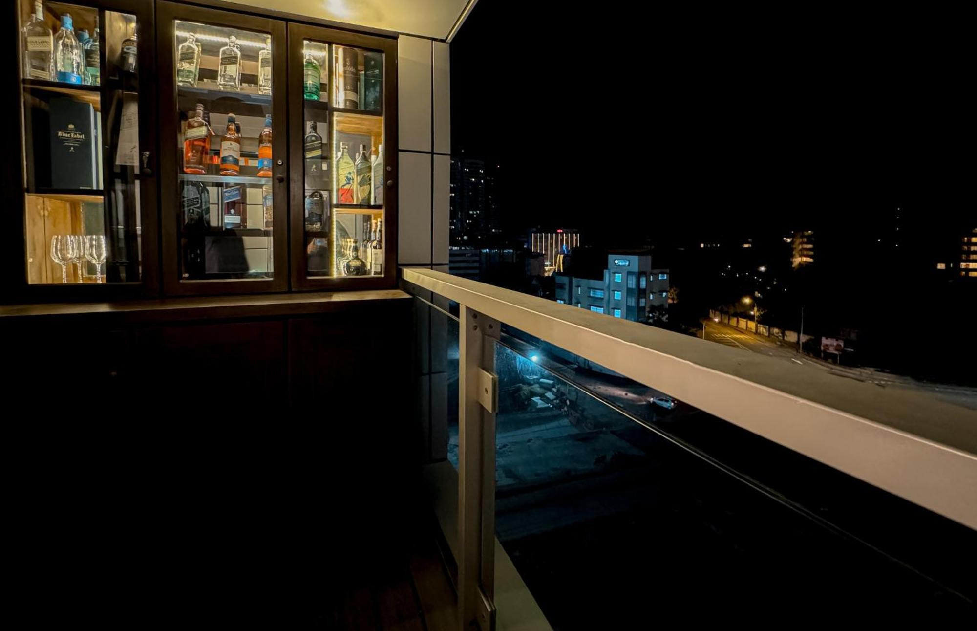 Brand New Water Front Luxury Cinnamon Suites Apartment In Heart Of Colombo City Exteriör bild